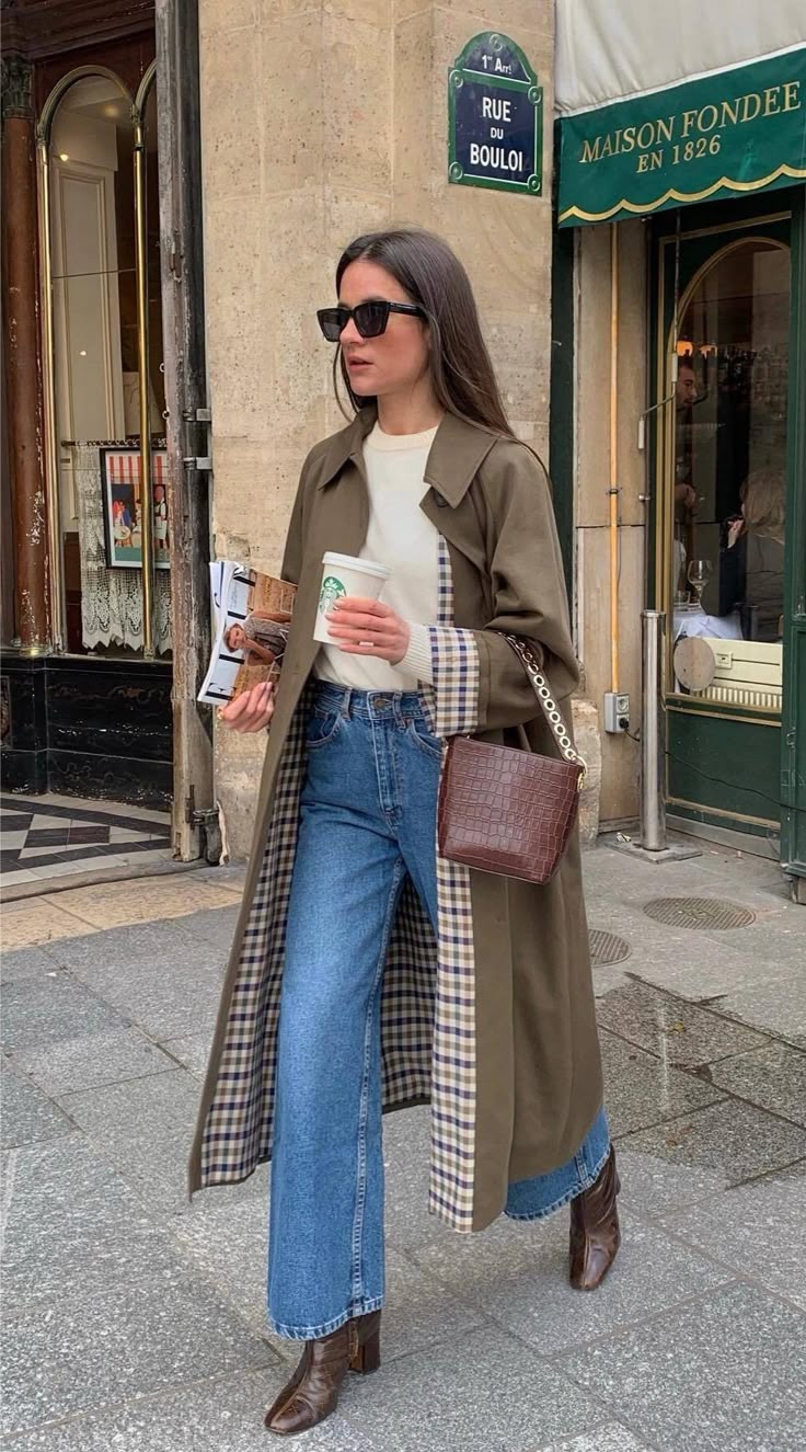 20+ Cozy Fall Aesthetic Outfits That Will Keep You Stylish and Snug All Season Long! 5 21 Cozy Autumn Outfits That Will Keep You Stylish and Snug All Season Long! - Modern Parisian Style