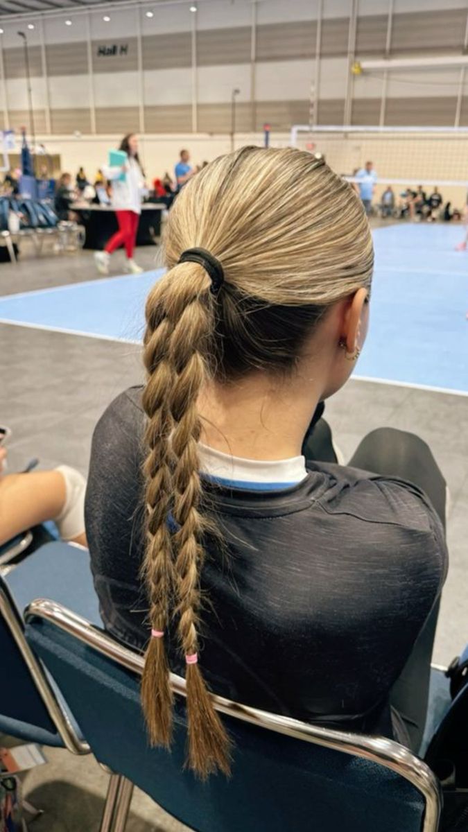 15 Quick and Stylish Volleyball Hairstyles That Are Game-Changers! - Trendy High Ponytail